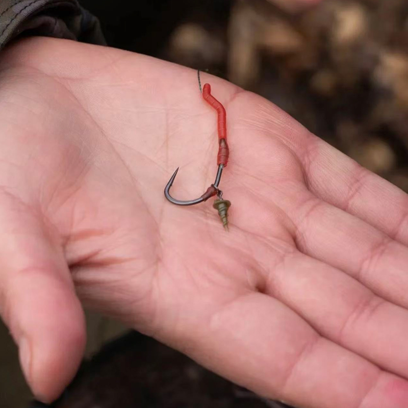 YOTO カープフィッシングフックキッカー シミュレートされ - Fishing Equipment Lures のレビューと価格